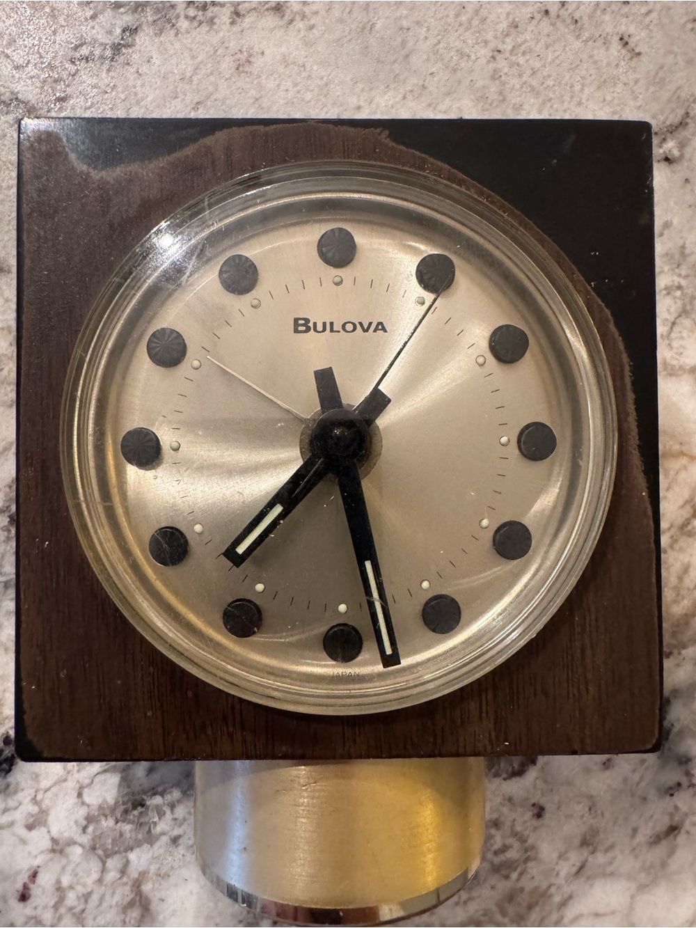Bulova Brown Wood-Tone Alam/Clock with Gold Made in Japan.